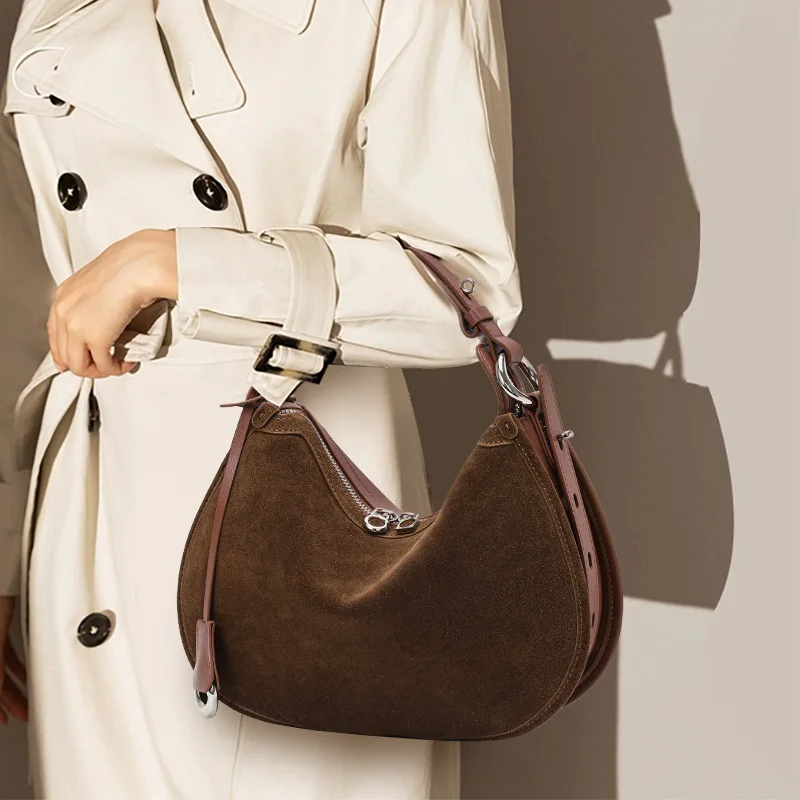 2026 New Frosted Cowhide Handbag High-Grade Crescent Moon Shoulder Bag Retro Fashion Messenger Bag
2026 New Frosted Cowhide Handbag High-Grade Crescent Moon Shoulder Bag Retro Fashion Messenger Bag