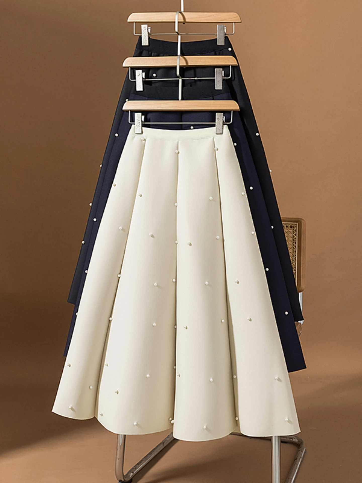 Heavy Embellished A-Line Skirt for Women Spring Autumn New Style plus Size Beautiful Slimming Korean Style Casual Skirt
Heavy Embellished A-Line Skirt for Women Spring Autumn New Style plus Size Beautiful Slimming Korean Style Casual Skirt