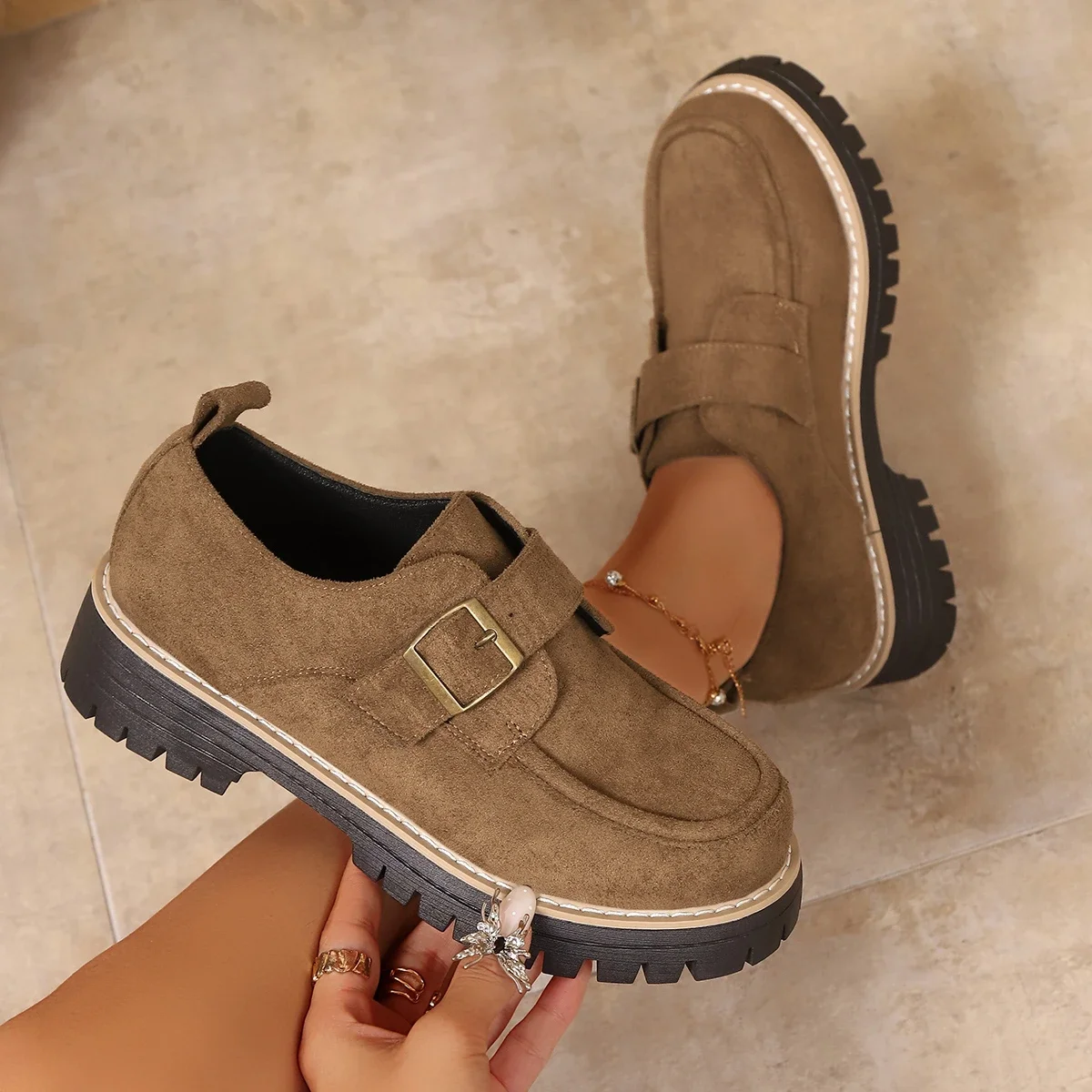 Women Loafers 2025 New Autumn Thick Bottom Shoes British Style Women Flat Shoes Casual Retro Leisure Round Toe Sneakers Women
Women Loafers 2025 New Autumn Thick Bottom Shoes British Style Women Flat Shoes Casual Retro Leisure Round Toe Sneakers Women