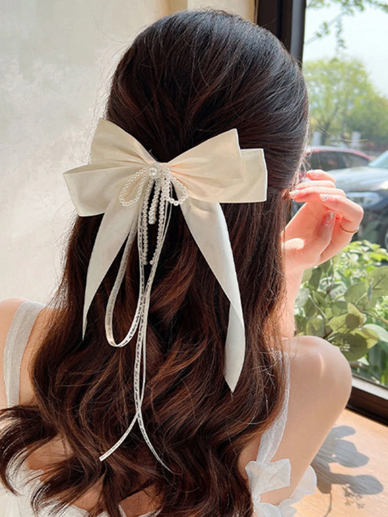 1 Pcs Fashion White Pearl Chain Bow Ribbon Barrettes For Women Girls Party Hair Accessories
1 Pcs Fashion White Pearl Chain Bow Ribbon Barrettes For Women Girls Party Hair Accessories