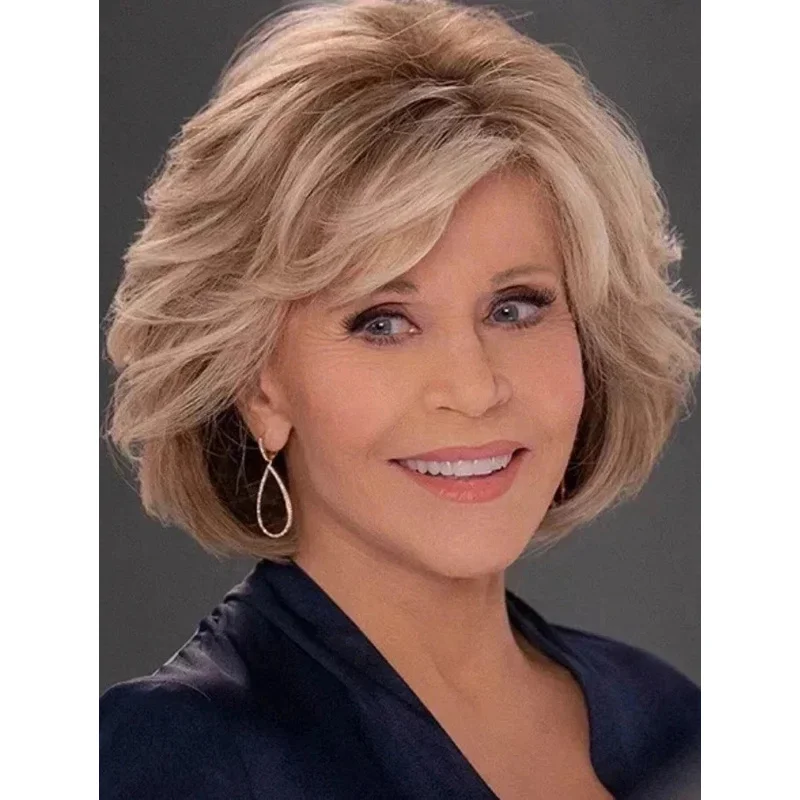 100% New Fashion Charm Womens Medium Blond Brown Wavy Wigs 12 In
100% New Fashion Charm Womens Medium Blond Brown Wavy Wigs 12 In