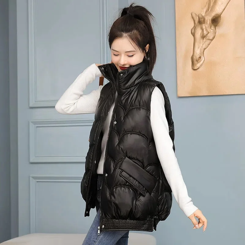 Khaki Sleeveless Jacket Female 2022 Autumn And Winter New Down Cotton Vest Women's Short Waistcoat Bright Surface Vest Coat
Khaki Sleeveless Jacket Female 2022 Autumn And Winter New Down Cotton Vest Women's Short Waistcoat Bright Surface Vest Coat