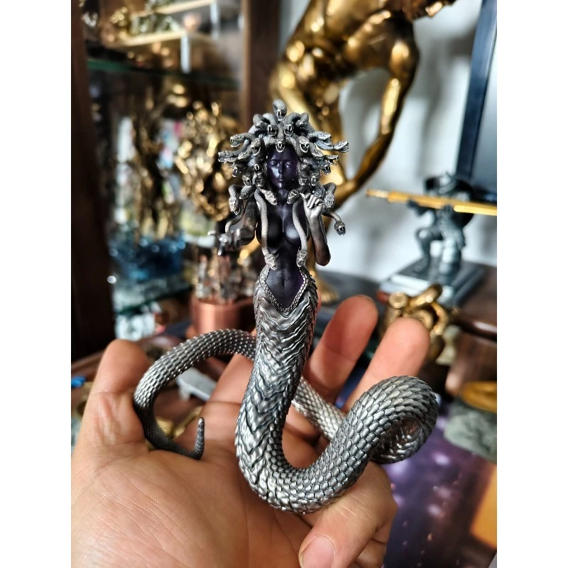 Full body pendant, beauty god, snake hair banshee, human-shaped amethyst, male and female couples
Full body pendant, beauty god, snake hair banshee, human-shaped amethyst, male and female couples