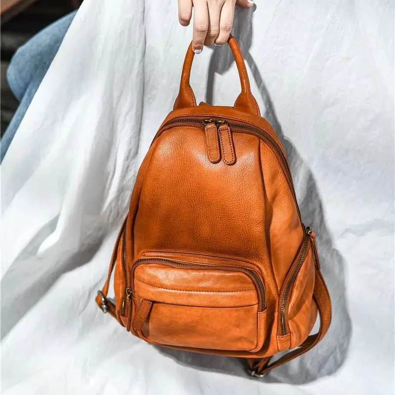 Fashion vintage high quality genuine leather women backpack weekend outdoor travel designer luxury real cowhide female schoolbag
Fashion vintage high quality genuine leather women backpack weekend outdoor travel designer luxury real cowhide female schoolbag