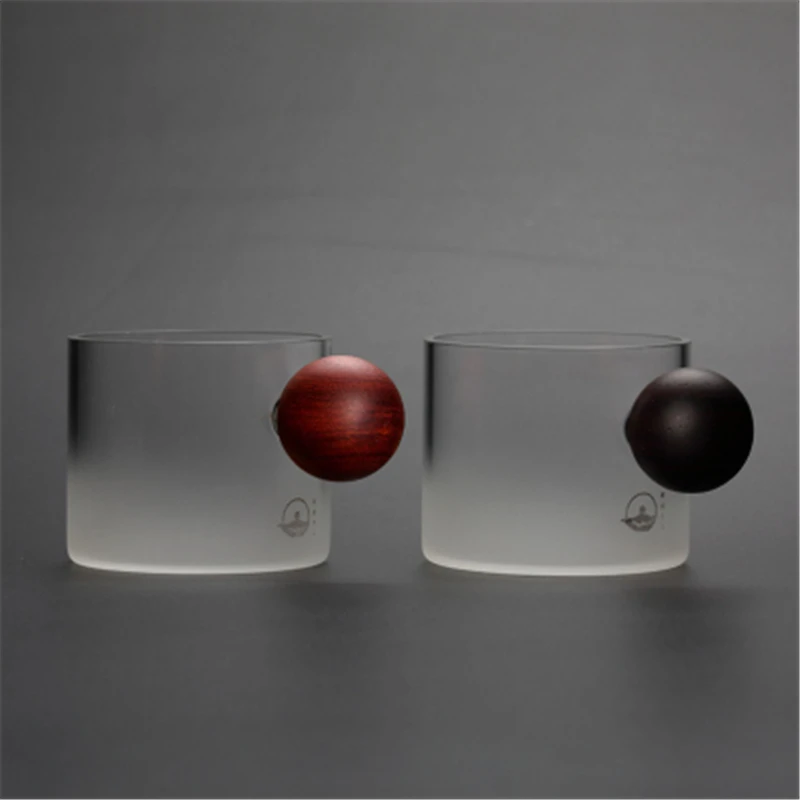 Transparent Glass Cup With the Special Handle Tea Drinkware Milk office Cups the Best birthday Gift with gift Box
Transparent Glass Cup With the Special Handle Tea Drinkware Milk office Cups the Best birthday Gift with gift Box