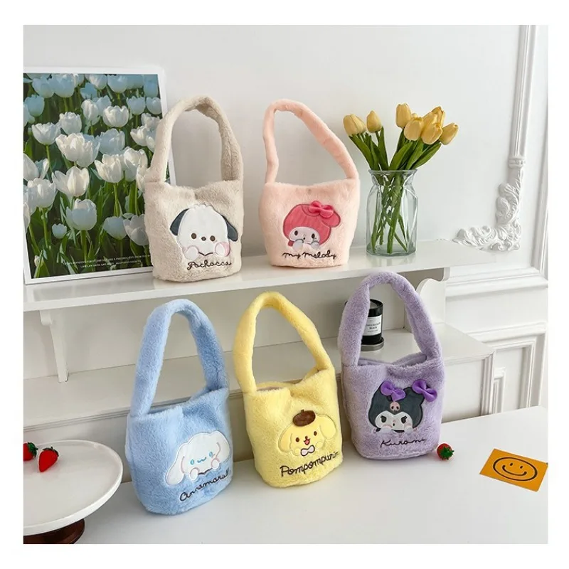 Sanrio Kuromi Handheld Cartoon Handbag Hairy Shoulder Bag Student Outdoor Handheld Phone Bag Large Capacity Makeup Handbag
Sanrio Kuromi Handheld Cartoon Handbag Hairy Shoulder Bag Student Outdoor Handheld Phone Bag Large Capacity Makeup Handbag