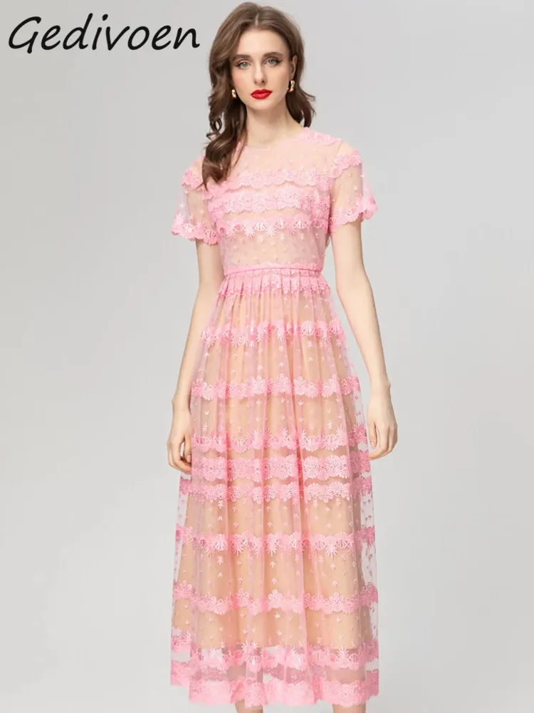 Gedivoen Spring Fashion Designer Pink Vintage Mesh Dress Women's O Neck Short Sleeve Lace Embroidery High Waist Slim Long Dress
Gedivoen Spring Fashion Designer Pink Vintage Mesh Dress Women's O Neck Short Sleeve Lace Embroidery High Waist Slim Long Dress