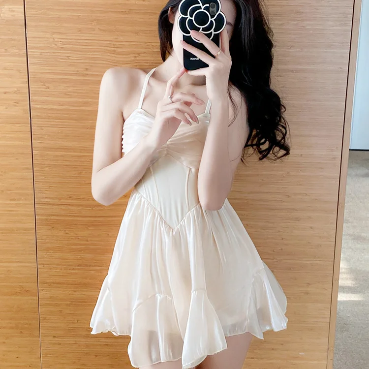 New Swimsuit for Women Soaking in Hot Spring Sweet Fairy Girl Protective Slim Strap
New Swimsuit for Women Soaking in Hot Spring Sweet Fairy Girl Protective Slim Strap