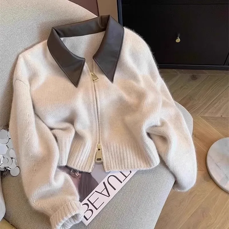 Tagkita Zipper Knitted Open Cardigan Soft Sweater Jaet Men Women Collar PU Leather Splice Double Zipper Long Sve Wi...
Tagkita Zipper Knitted Open Cardigan Soft Sweater Jaet Men Women Collar PU Leather Splice Double Zipper Long Sve Wi...