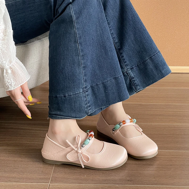 French Mary Jane Women's Shoes 2026 Spring New Item Bead Soft Sole Lightweight Flat Leather Shoes
French Mary Jane Women's Shoes 2026 Spring New Item Bead Soft Sole Lightweight Flat Leather Shoes