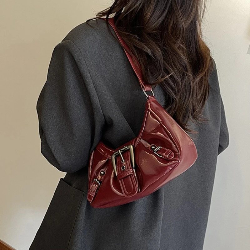 Y2K Vintage Shiny Leather Handbag Metal Buckle Side Rivet Strap Underarm Bags Adjustable Shoulder Strap for Casual Versatile Bag
Y2K Vintage Shiny Leather Handbag Metal Buckle Side Rivet Strap Underarm Bags Adjustable Shoulder Strap for Casual Versatile Bag