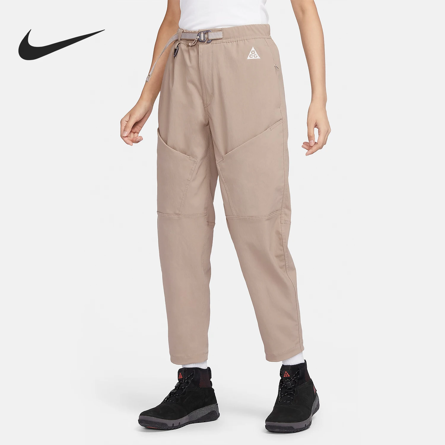 Nike genuine ACG Women's Mid-Rise Pocket Hiking Pants FD5213-247
Nike genuine ACG Women's Mid-Rise Pocket Hiking Pants FD5213-247