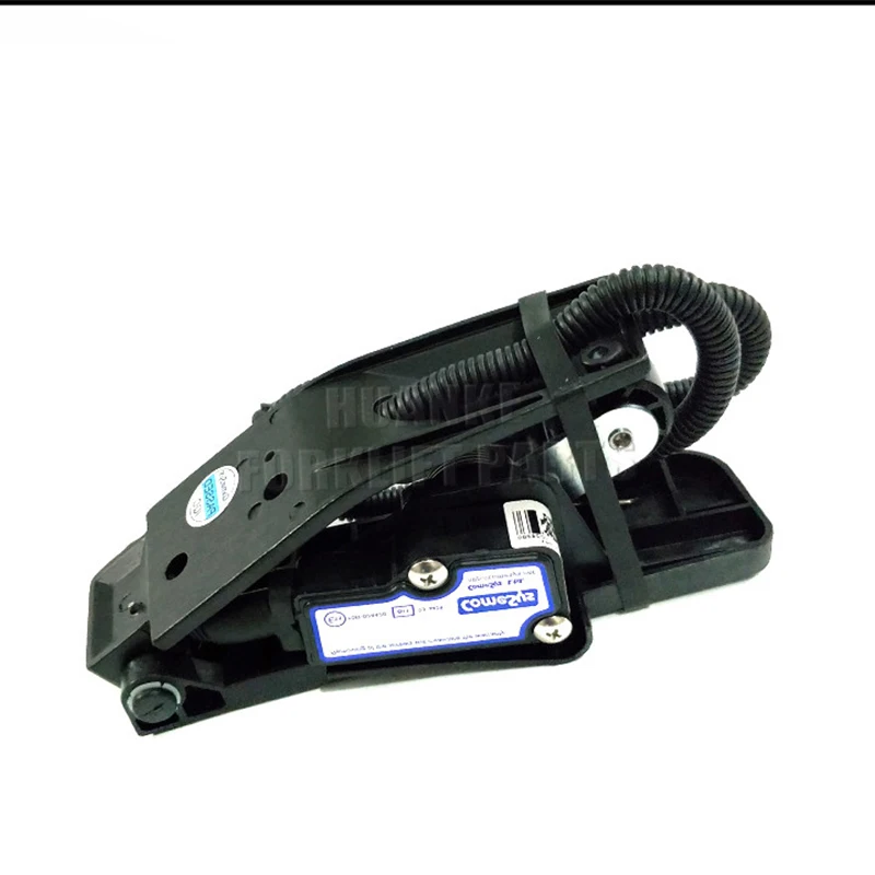 Comesys FZ3-532-133 Foot pedal Throttle used for Baoli /Hyundai electric forklift truck
Comesys FZ3-532-133 Foot pedal Throttle used for Baoli /Hyundai electric forklift truck