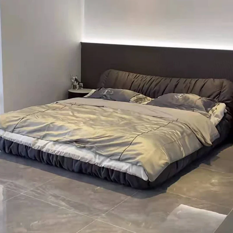 Aesthetics Confortable Bed Minimalist Apartment Master Bedroom Soft Tatami Bed Home Light Luxury Fashionable Lit Beds Furniture
Aesthetics Confortable Bed Minimalist Apartment Master Bedroom Soft Tatami Bed Home Light Luxury Fashionable Lit Beds Furniture