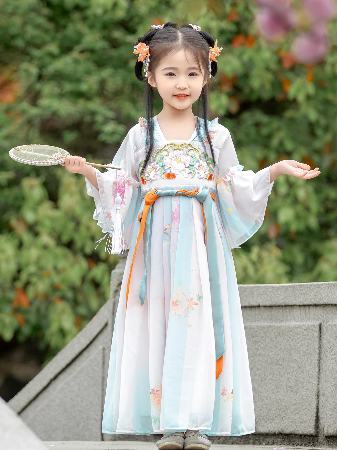 Юбка ханьфу в древнем стиле для молодых девушек, китайский костюм Тан, весенне-летняя шифоновая длинная юбка с принтом
Юбка ханьфу в древнем стиле для молодых девушек, китайский костюм Тан, весенне-летняя шифоновая длинная юбка с принтом