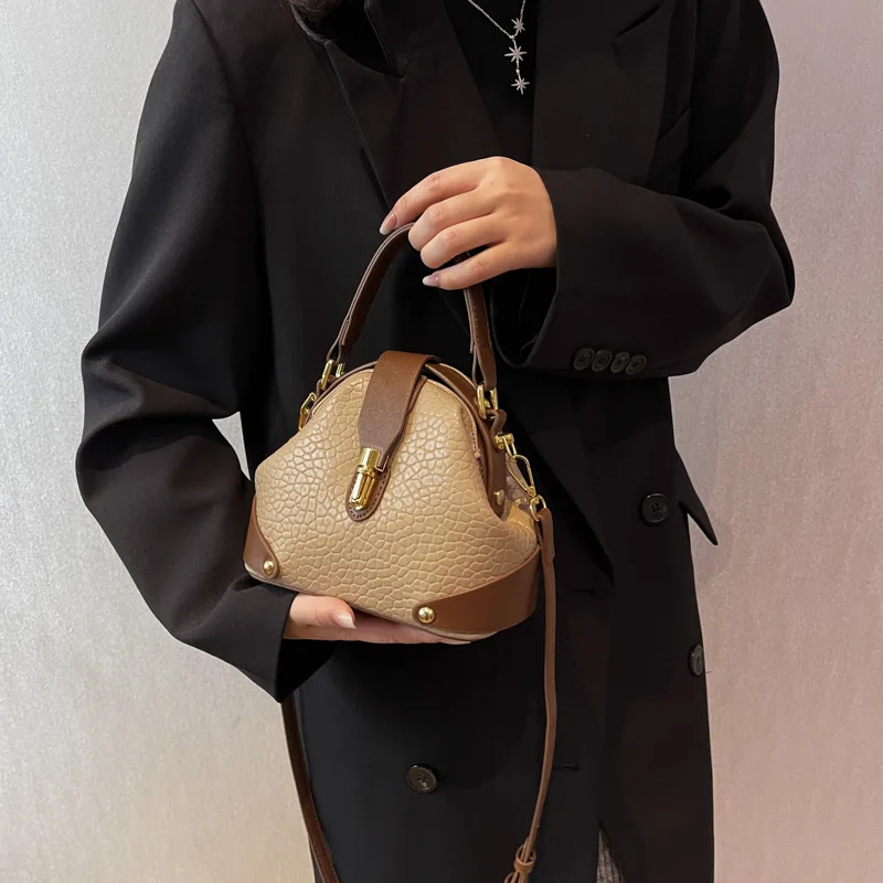 2025 New Luxury Bucket Bag for Women, Color-Blocking Shoulder Purse, Drawstring Top Handle Crossbody Bag, Chic & Casual
2025 New Luxury Bucket Bag for Women, Color-Blocking Shoulder Purse, Drawstring Top Handle Crossbody Bag, Chic & Casual