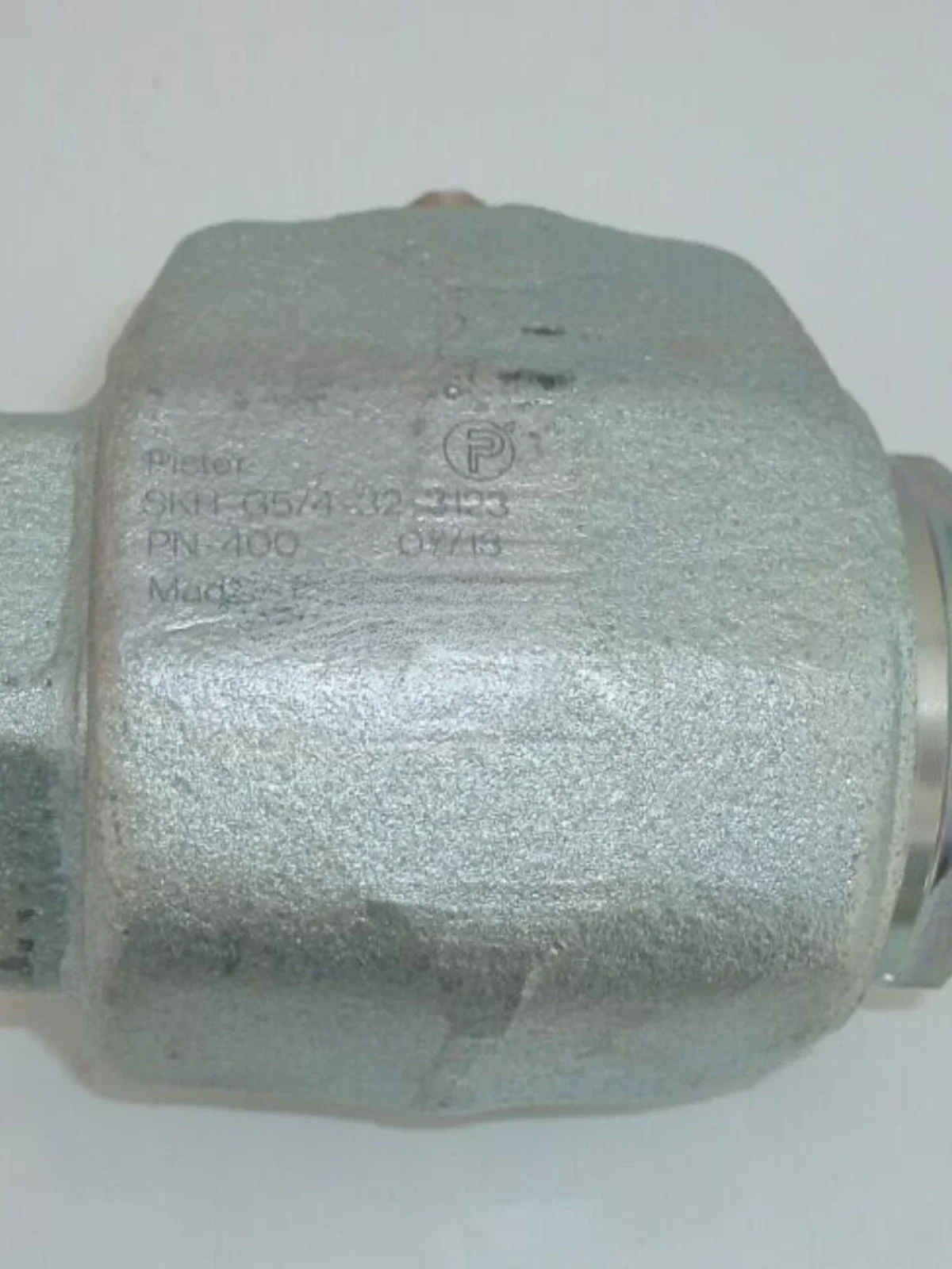Applicable to German Pster Two-Way High Pressure Ball Valve Forged Ball Valve SKH G5/4 32 31231 Pn400
Applicable to German Pster Two-Way High Pressure Ball Valve Forged Ball Valve SKH G5/4 32 31231 Pn400