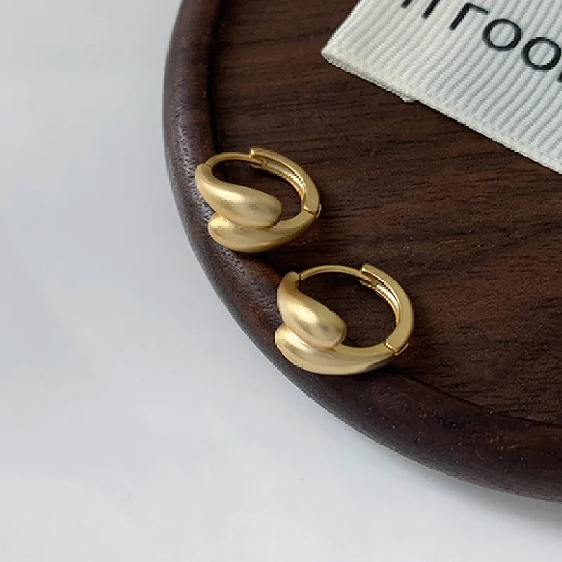 Irregular Metal Earrings European And American Style Personality Fashion Stud Earrings Ms And Girls Travel Wedding Accessories
Irregular Metal Earrings European And American Style Personality Fashion Stud Earrings Ms And Girls Travel Wedding Accessories