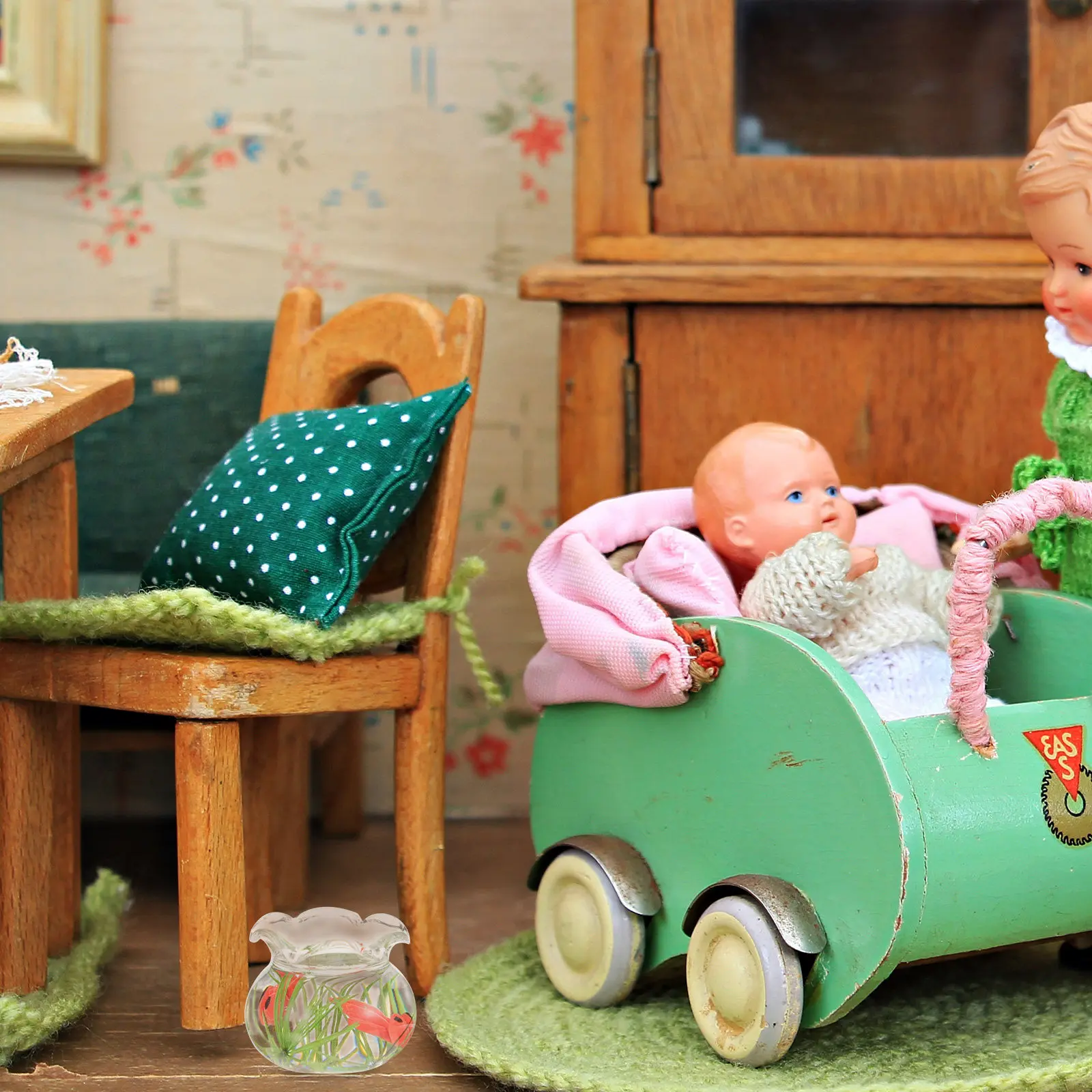 Mini Plastic Fish Bowl Realistic Miniature Goldfish Tank for Mini House Miniature Scene Decoration Small Fish Bowl Desktop Decor
Mini Plastic Fish Bowl Realistic Miniature Goldfish Tank for Mini House Miniature Scene Decoration Small Fish Bowl Desktop Decor