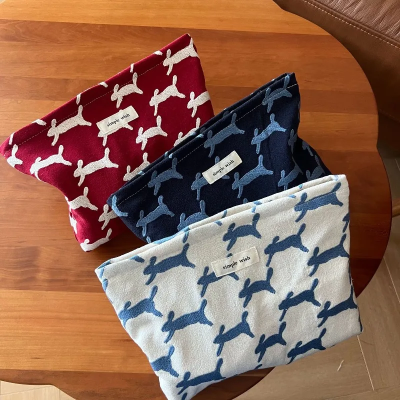 Embroidery Vintage Cotton Cosmetic Bag for Women Skin Care Organizer Pouch for Women Travel Toiletry Storage Case
Embroidery Vintage Cotton Cosmetic Bag for Women Skin Care Organizer Pouch for Women Travel Toiletry Storage Case