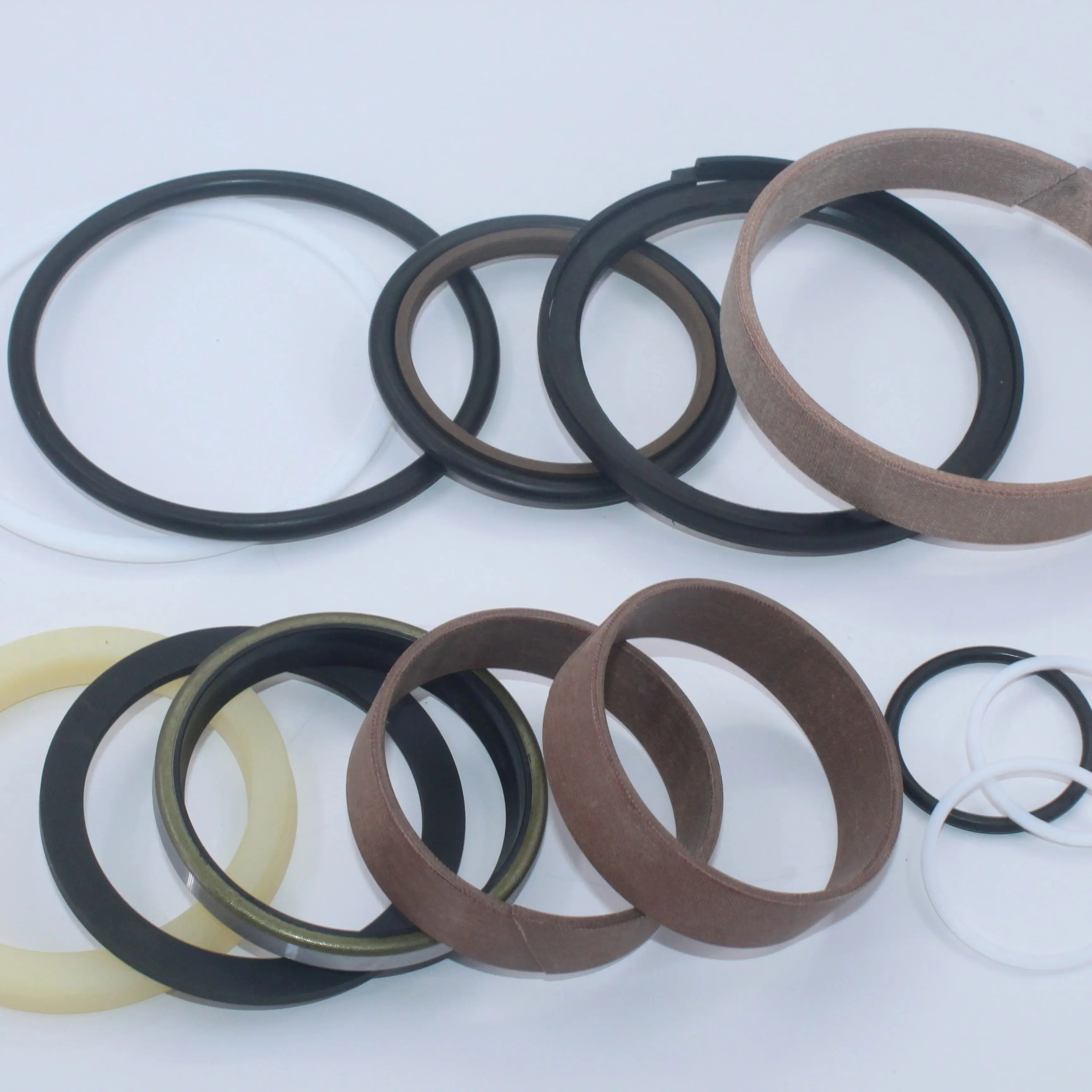 VOE17254012 STEERING CYLINDER SEAL KIT For VOLVO L150G L150H L180G L180H L220G L220H L250G L250
VOE17254012 STEERING CYLINDER SEAL KIT For VOLVO L150G L150H L180G L180H L220G L220H L250G L250