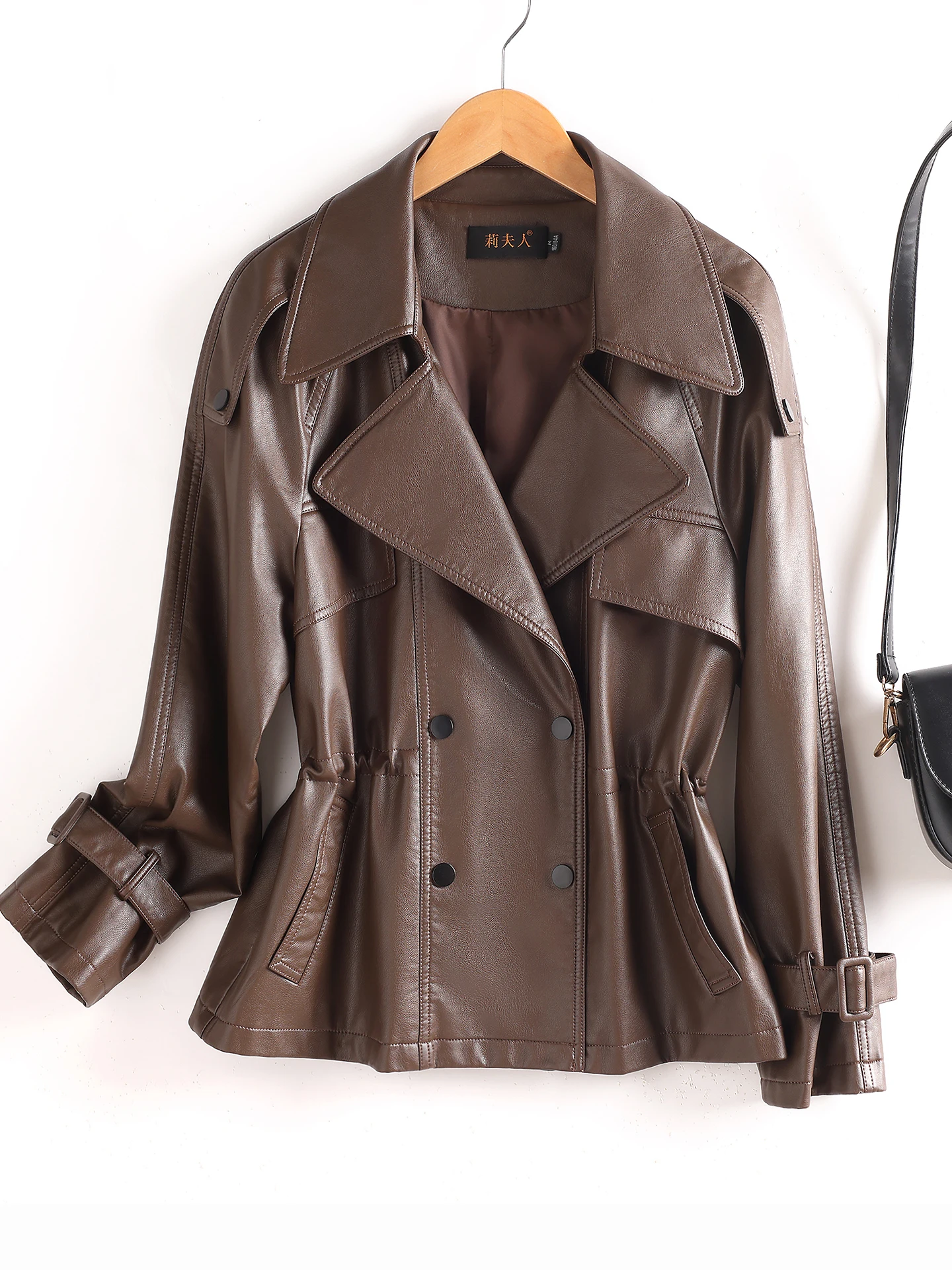 Женское пальто Ning Retro из натуральной овчины, укороченное, с завышенной талией, весна-осень 2025, новинка, премиум-класс, трендовое
Женское пальто Ning Retro из натуральной овчины, укороченное, с завышенной талией, весна-осень 2025, новинка, премиум-класс, трендовое