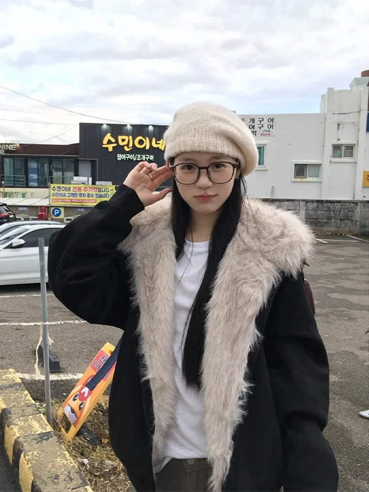 Cleanfit Men's Thiened Winter Jaet with Fur Collar Hooded Cotton Coat Warm Youth Faion Stand Fit Heavy Jaet
Cleanfit Men's Thiened Winter Jaet with Fur Collar Hooded Cotton Coat Warm Youth Faion Stand Fit Heavy Jaet