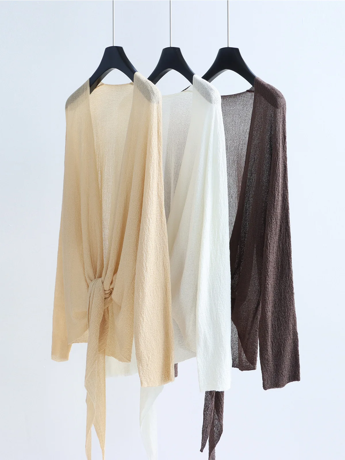 Dave&di Texture Tied Knit Shirt For Spring And Summer Thin Design Lyocell Shawl Long Sleeved Sun Protection Lazy French Styl
Dave&di Texture Tied Knit Shirt For Spring And Summer Thin Design Lyocell Shawl Long Sleeved Sun Protection Lazy French Styl