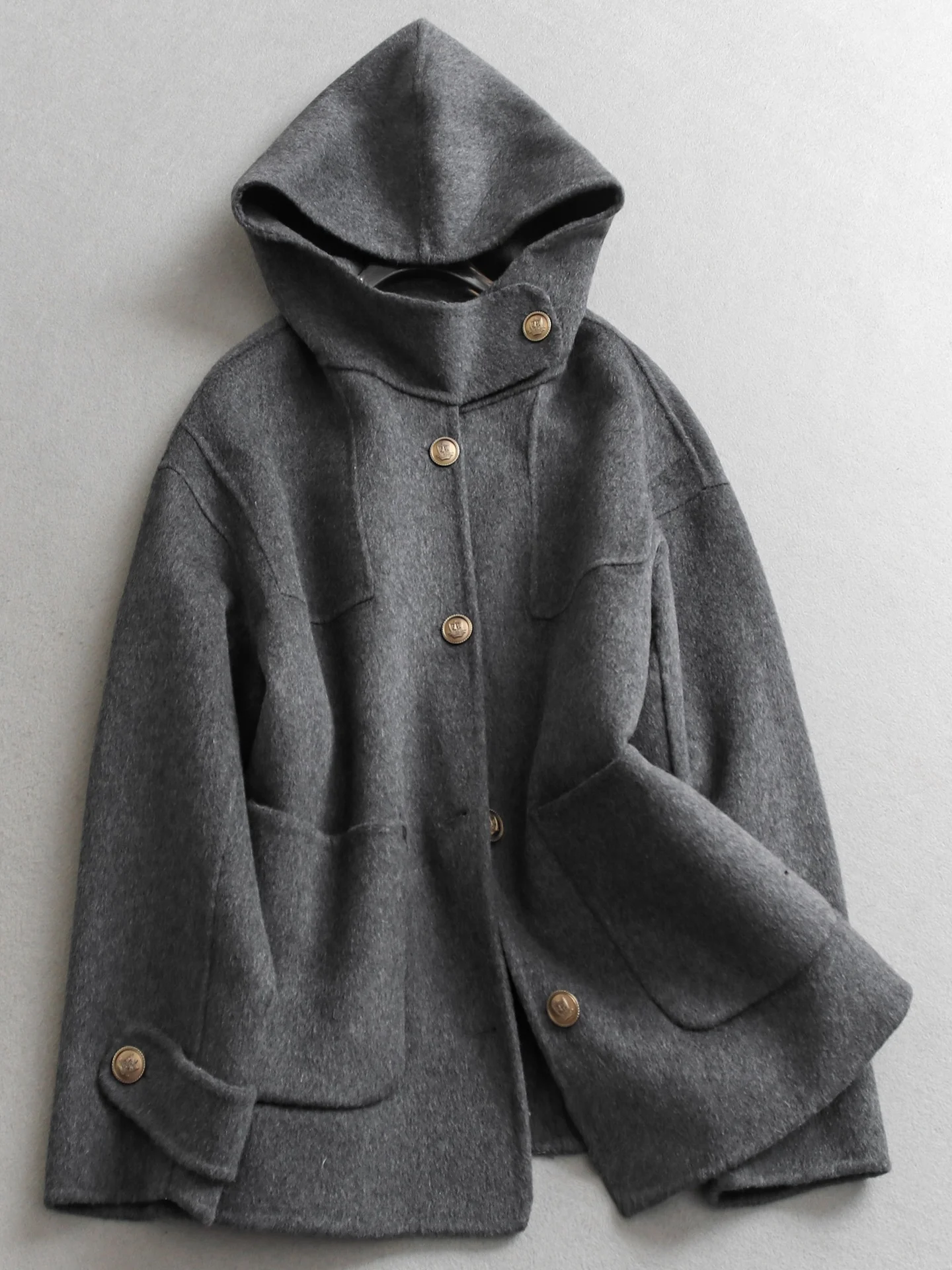 Double-Faced Woolen Long Sleeve Hooded Coat Pure Color Loose Fit Pocket Design College Style Warmth Youth Fashion Outerwear
Double-Faced Woolen Long Sleeve Hooded Coat Pure Color Loose Fit Pocket Design College Style Warmth Youth Fashion Outerwear