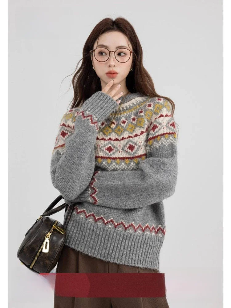 ey round Ne Loose Fit Sweater by Wang OuXì Autumn Winter Vintage Lazy Sle Commute Faion Women's Premium Knitwear
ey round Ne Loose Fit Sweater by Wang OuXì Autumn Winter Vintage Lazy Sle Commute Faion Women's Premium Knitwear