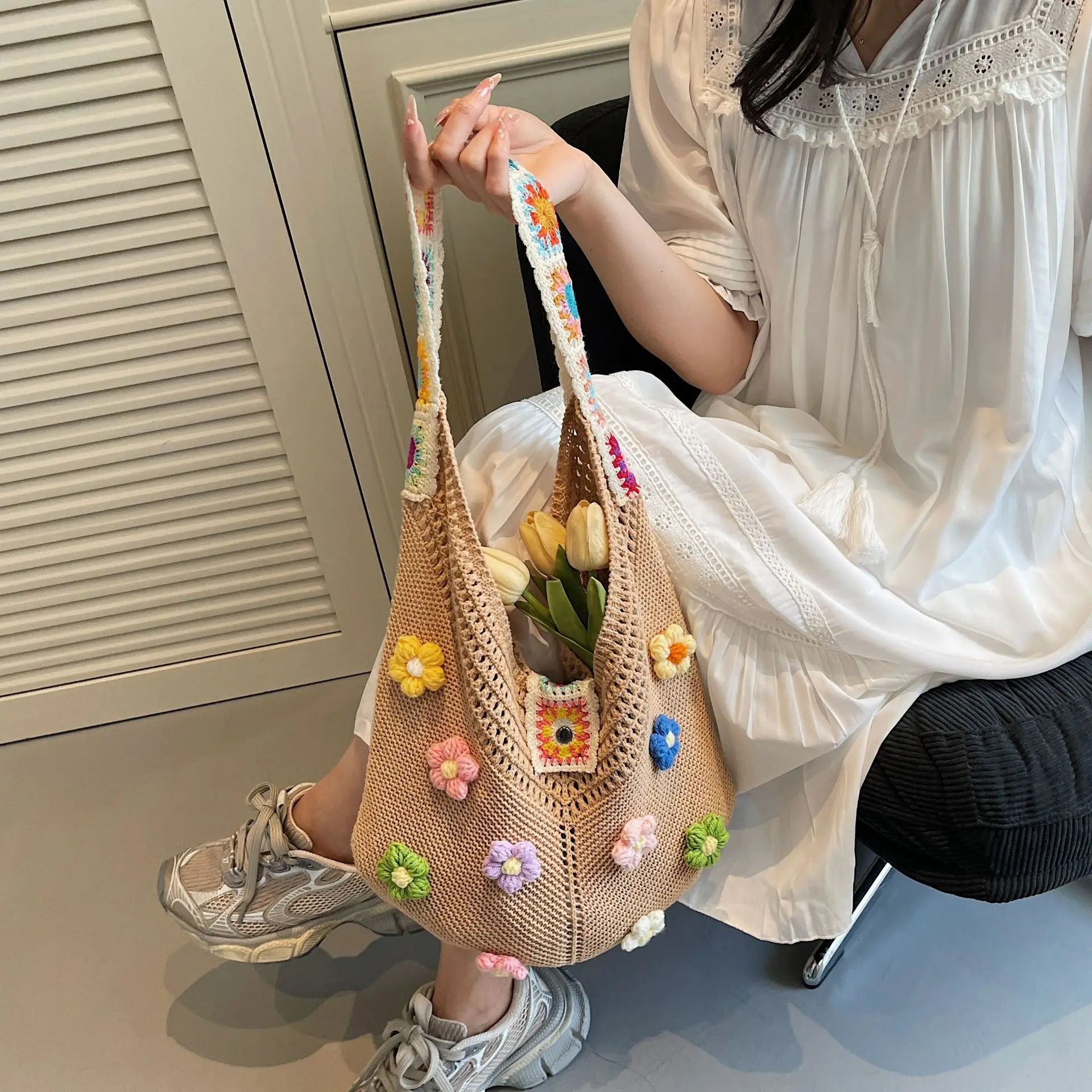 Summer Beach Handbags For Women Flower Decor Khaki Beige Straw Weave Large Capacity Tote Handbags Fashion Casual Shoulder Bags
Summer Beach Handbags For Women Flower Decor Khaki Beige Straw Weave Large Capacity Tote Handbags Fashion Casual Shoulder Bags