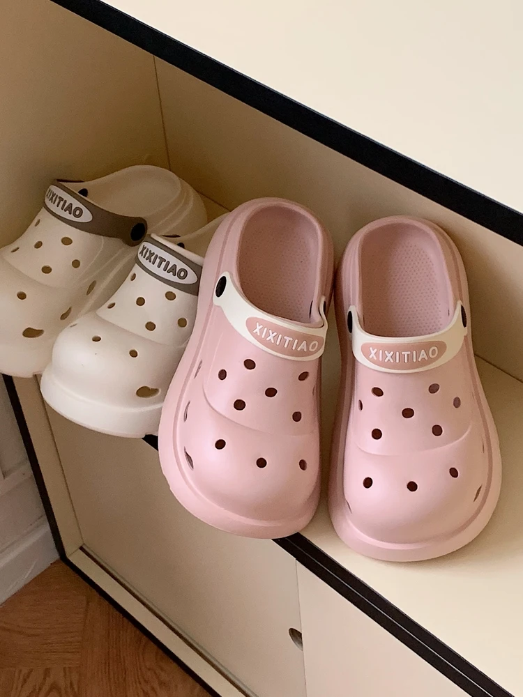 Thick Bottomed Outdoor Fashionable Sandals Women's Summer Casual Color Block Hole Hole Shoes Family Matching Slip-On Sandals
Thick Bottomed Outdoor Fashionable Sandals Women's Summer Casual Color Block Hole Hole Shoes Family Matching Slip-On Sandals