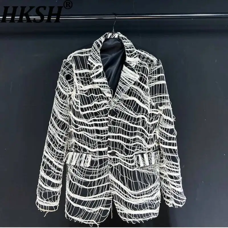 HKSH Spring Autumn New Men Tide Dark Suit Spider Web Design Slim Slightly Loose Oversized Balzer Top Punk Chic Ins Coats HK24093
HKSH Spring Autumn New Men Tide Dark Suit Spider Web Design Slim Slightly Loose Oversized Balzer Top Punk Chic Ins Coats HK24093