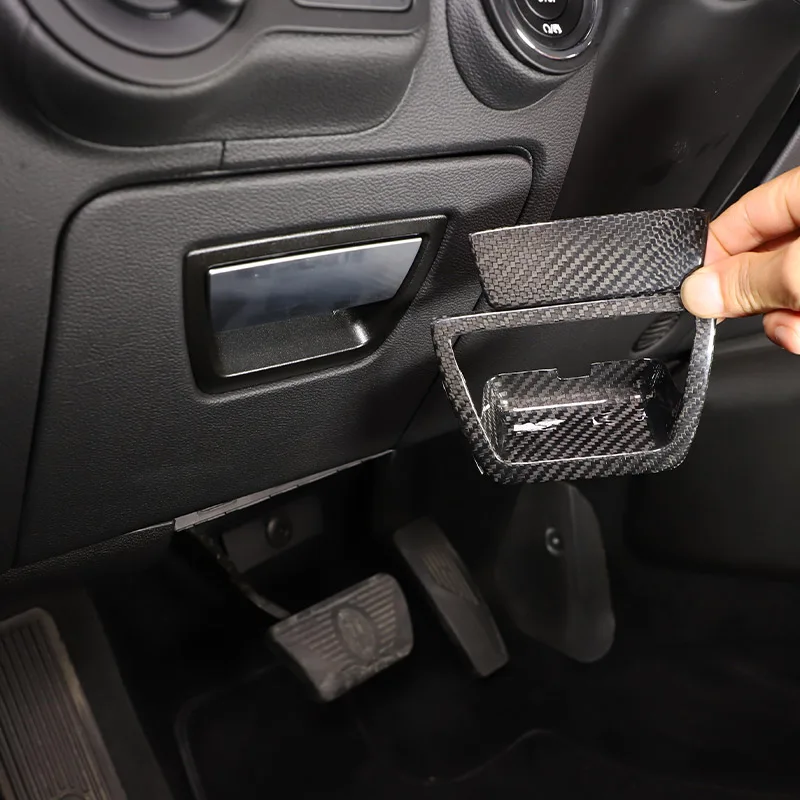 For Maserati Ghibli 14-23 Quattroporte 2013-2022 Real Carbon Fiber Car Glove Box Handle Cover Decorative Sticker Car Accessories
For Maserati Ghibli 14-23 Quattroporte 2013-2022 Real Carbon Fiber Car Glove Box Handle Cover Decorative Sticker Car Accessories