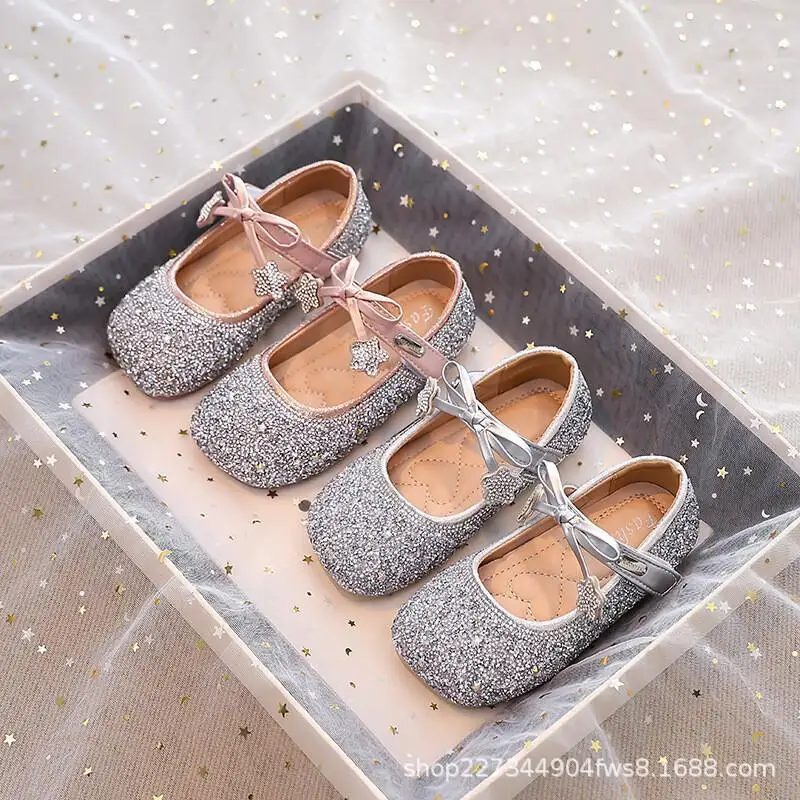 Детская повседневная обувь Kawaii, обувь для девочек, туфли принцессы, кожаная обувь для девочек, обувь для выступлений, туфли с кристаллами, весна 2026, новинка
Детская повседневная обувь Kawaii, обувь для девочек, туфли принцессы, кожаная обувь для девочек, обувь для выступлений, туфли с кристаллами, весна 2026, новинка