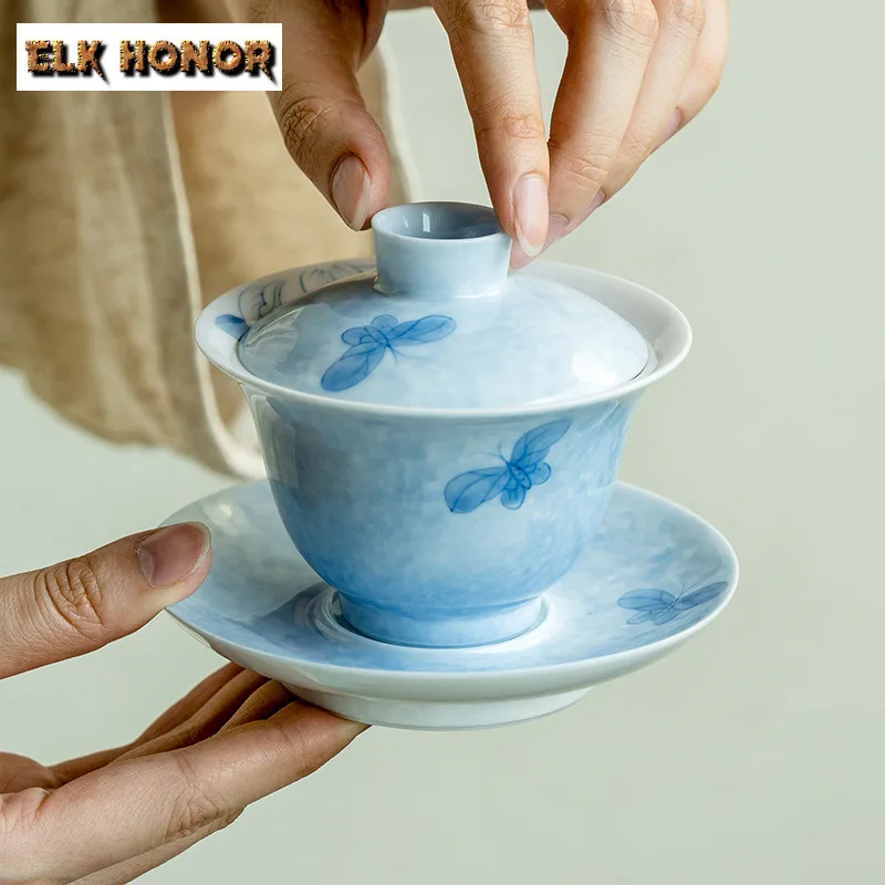 145ml Hand-painted Mist Blue Butterfly Gaiwan Boutique Tea Tureen Tea Bowl With Lid Kit Tea Maker Cover Bowl Tea Set Decoration
145ml Hand-painted Mist Blue Butterfly Gaiwan Boutique Tea Tureen Tea Bowl With Lid Kit Tea Maker Cover Bowl Tea Set Decoration