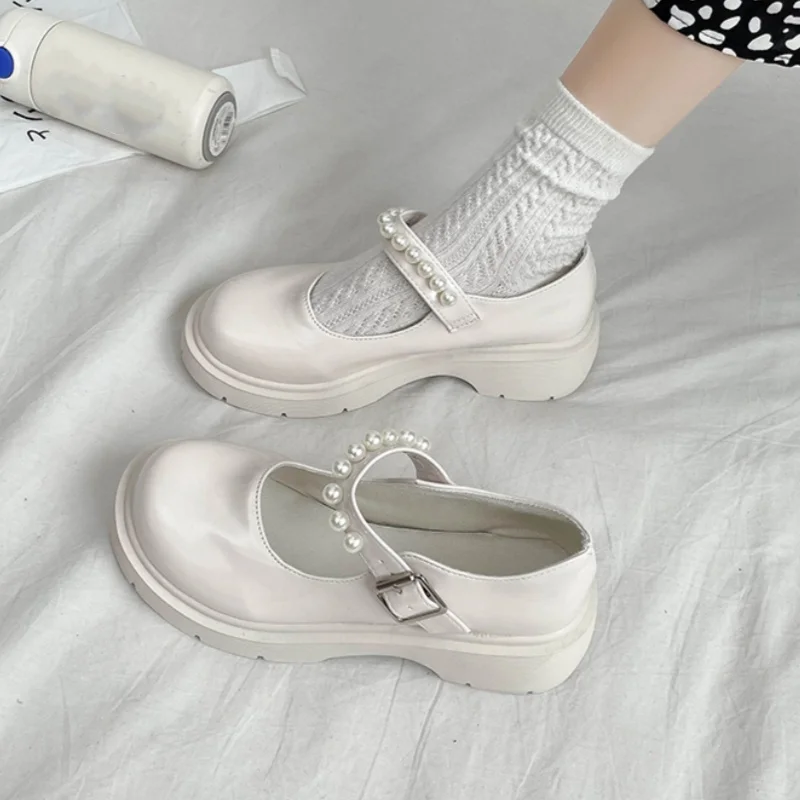 Spring and Summer New Style Pearl Decorated Fashionable and Elegant Women's Shoes Round Toe Square Heel Casual Party High Heels
Spring and Summer New Style Pearl Decorated Fashionable and Elegant Women's Shoes Round Toe Square Heel Casual Party High Heels