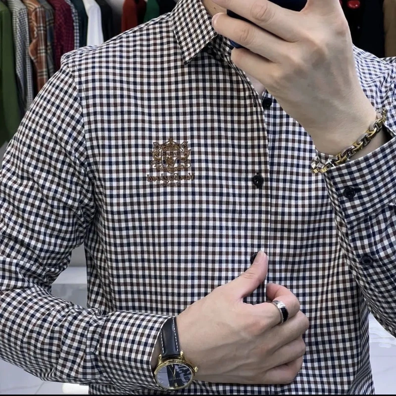 Winter Velvet Thickened Shirt Jacket Men Plaid Embroidered Shirt Long-sleeved Trendy Versatile Shirt
Winter Velvet Thickened Shirt Jacket Men Plaid Embroidered Shirt Long-sleeved Trendy Versatile Shirt