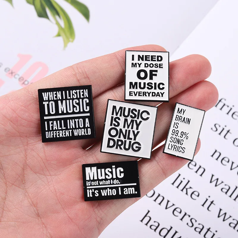 Music Letter Series Music Brooch Enamel Design Black White Letters Metal Badges Backpack Men Women Couple Pins Clothes Wholesale
Music Letter Series Music Brooch Enamel Design Black White Letters Metal Badges Backpack Men Women Couple Pins Clothes Wholesale