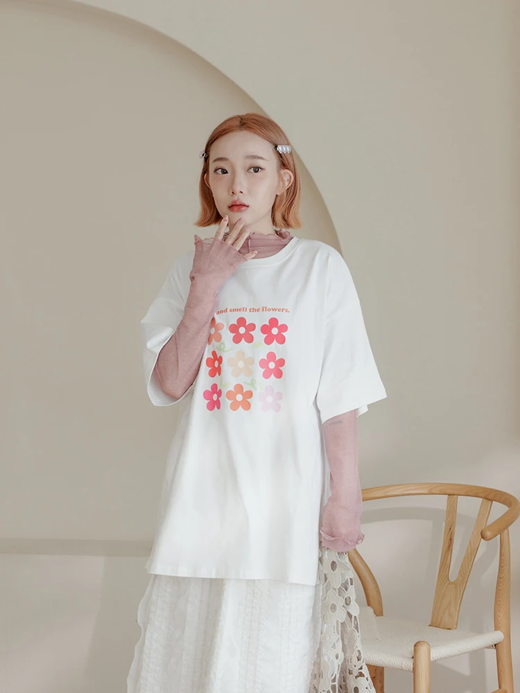 Queenop Spring Summer New Women's Casual Loose Fit ort Sve T-irt Vibrant Floral Print Comfortable Cotton Sweat-ng
Queenop Spring Summer New Women's Casual Loose Fit ort Sve T-irt Vibrant Floral Print Comfortable Cotton Sweat-ng