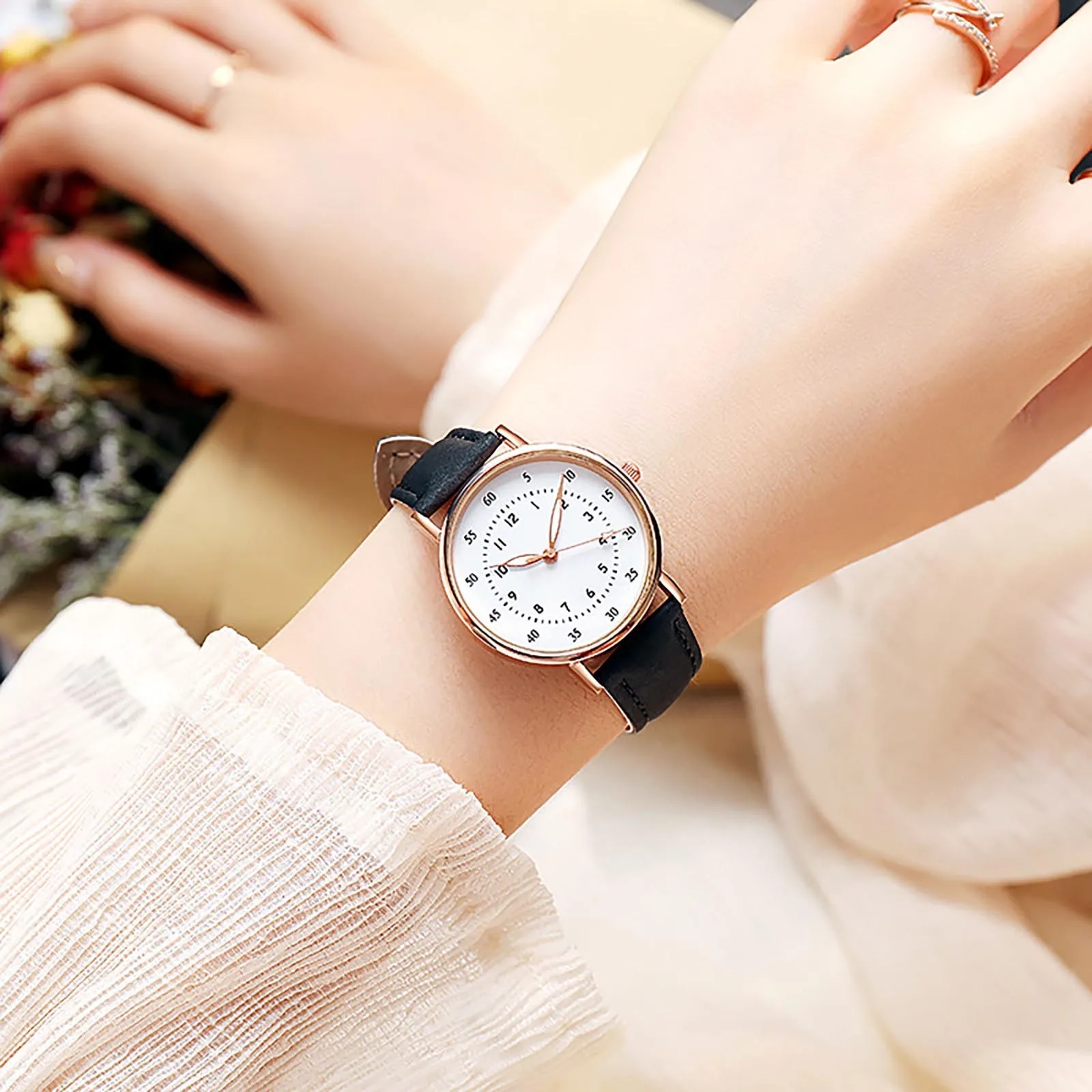 Fashion Women Leather Casual Watch Luxury Analog Quartz Crystal Wristwatch Luxury Women's Casual Watches Waterproof Watch Women
Fashion Women Leather Casual Watch Luxury Analog Quartz Crystal Wristwatch Luxury Women's Casual Watches Waterproof Watch Women