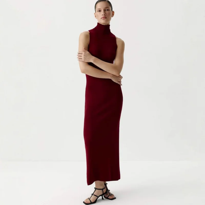 2025 Spring/Summer New High Neck Sleeveless Dress Woolen Solid Color High-end Sense Elegant Vest Long Dress Women 
2025 Spring/Summer New High Neck Sleeveless Dress Woolen Solid Color High-end Sense Elegant Vest Long Dress Women