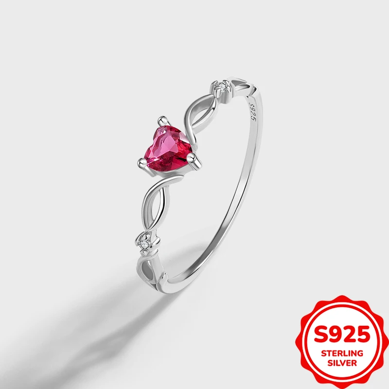 Изысканное и универсальное подлинное серебряное женское обручальное кольцо S925 в форме сердца с полым крестом
Изысканное и универсальное подлинное серебряное женское обручальное кольцо S925 в форме сердца с полым крестом