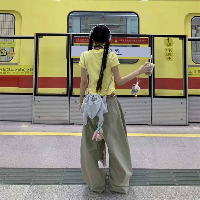 Брюки-карго женские для девочек осенние полиэстер бархат в рубчик с художественным узором мягкая готическая текстурированная элегантная уличная одежда Highstreet OL
Брюки-карго женские для девочек осенние полиэстер бархат в рубчик с художественным узором мягкая готическая текстурированная элегантная уличная одежда Highstreet OL