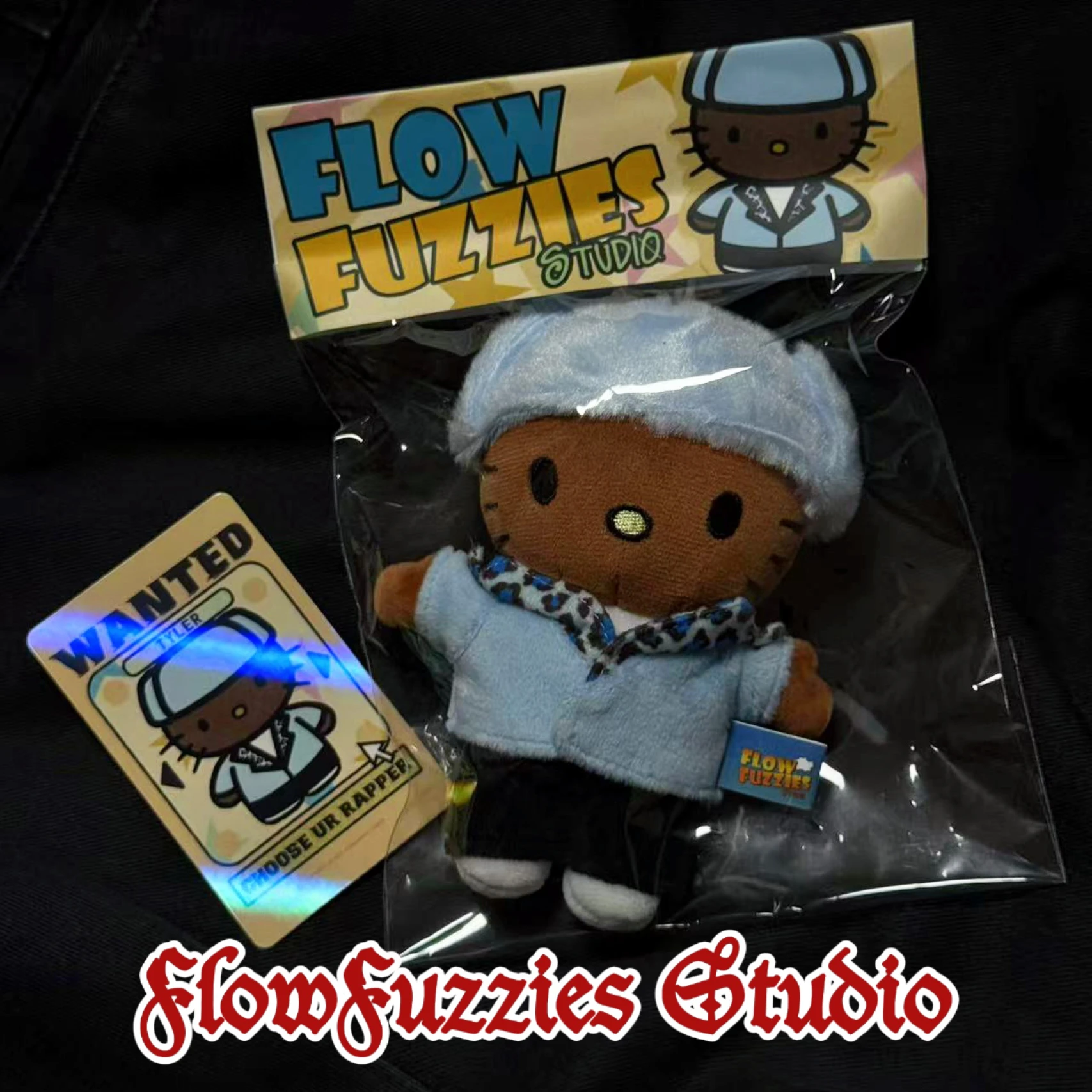 Flowfuzzies Studio Wanted Tyler Kitty's Choose Up рэпер короткий плюшевый брелок для ключей кукла модель кулон игрушки подарок
Flowfuzzies Studio Wanted Tyler Kitty's Choose Up рэпер короткий плюшевый брелок для ключей кукла модель кулон игрушки подарок