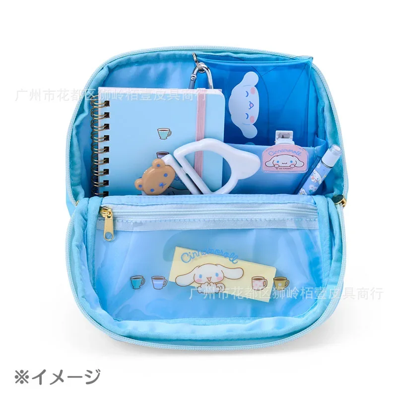 Модная косметичка Cinnamoroll, милая мультяшная сумка для хранения канцелярских принадлежностей, портативные сумки с принтом аниме Kuromi Hello Kitty для женщин
Модная косметичка Cinnamoroll, милая мультяшная сумка для хранения канцелярских принадлежностей, портативные сумки с принтом аниме Kuromi Hello Kitty для женщин