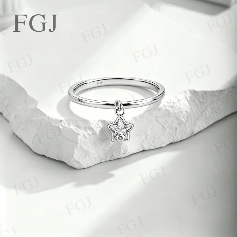 S925 Sterling Silver Trendy Tiny Star Dangle Ring for Women Romantic Anniversary Birthday Fine Jewelry Gift for Her
S925 Sterling Silver Trendy Tiny Star Dangle Ring for Women Romantic Anniversary Birthday Fine Jewelry Gift for Her