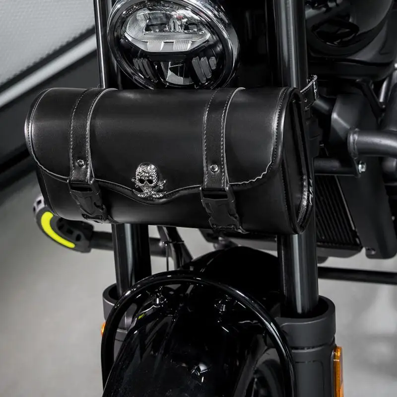 Unisex Retro Motorcycle Hanging Bag Pu Leather Outdoor Riding Waterproof Skull Decoration Tool Kit Steampunk Cos Accessory Black
Unisex Retro Motorcycle Hanging Bag Pu Leather Outdoor Riding Waterproof Skull Decoration Tool Kit Steampunk Cos Accessory Black