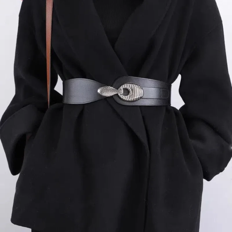 Outerwear accessory - Women's wide waist belt with leather trim - Women's leather decorative belt - Suitable for skirts, simple
Outerwear accessory - Women's wide waist belt with leather trim - Women's leather decorative belt - Suitable for skirts, simple