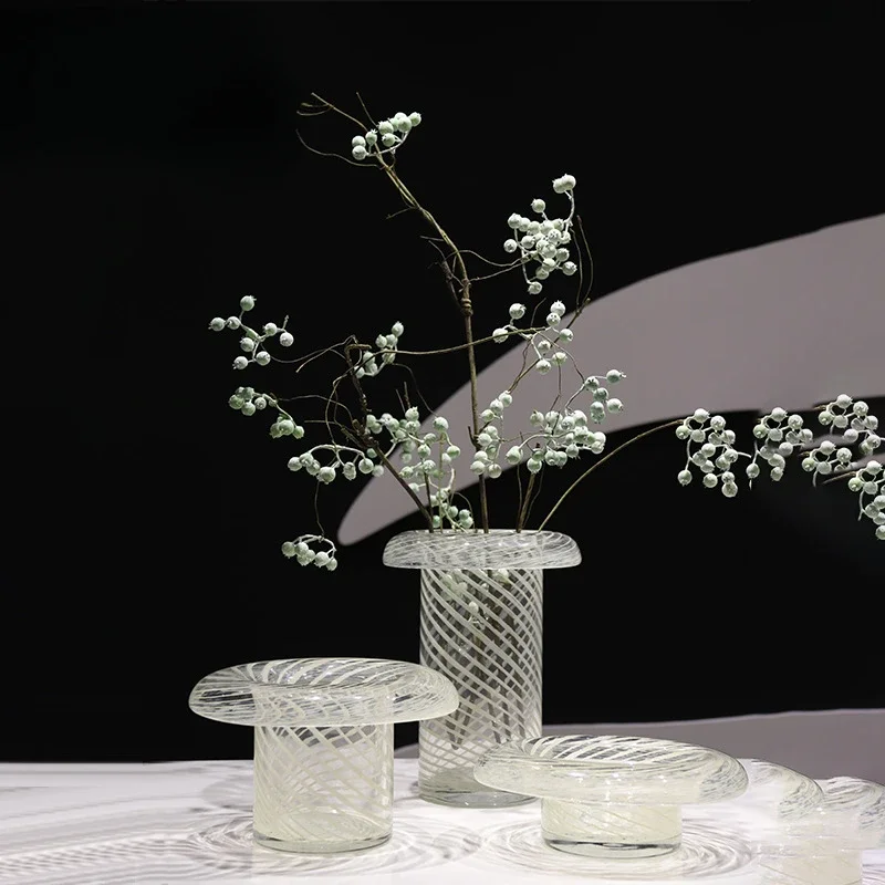 Modern Simple and Creative Striped Glass Vase Template Living Room Countertop Decoration Design Flower Instrument
Modern Simple and Creative Striped Glass Vase Template Living Room Countertop Decoration Design Flower Instrument